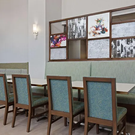Hampton Inn & Suites Orlando International Drive North-3